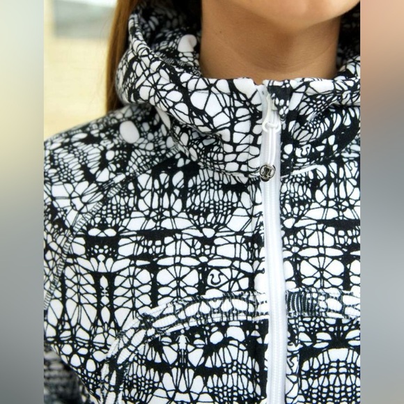 Lululemon Scuba Hoodie Glacier Lace - Picture 3 of 8